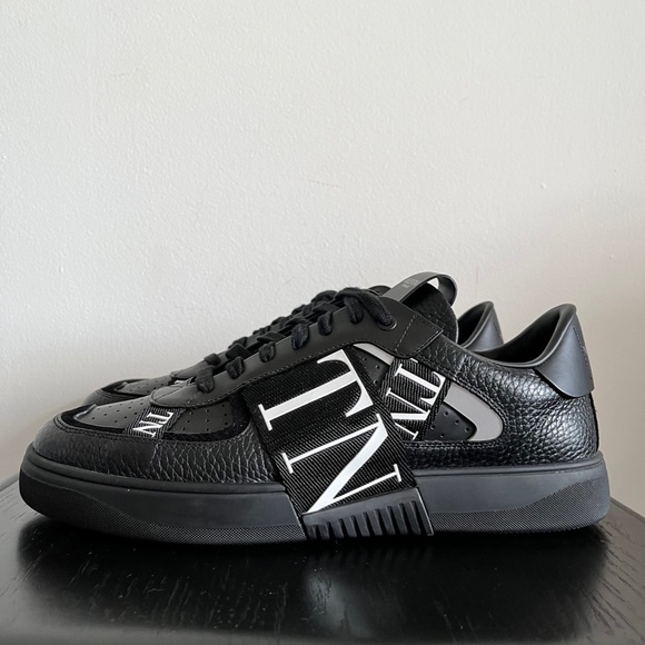 Valentino Men's Sneakers - Picture 2 of 5